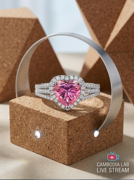 Green pink heart moissanite ring on hand — 2ct color options, platinum-plated S925 silver | TARA AYARH LUNE