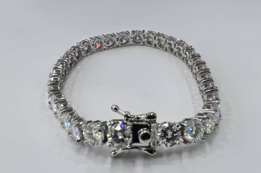 3mm moissanite tennis bracelet display — MSG.02WQ-3-6, 6-inch silver | TARA AYARH LUNE